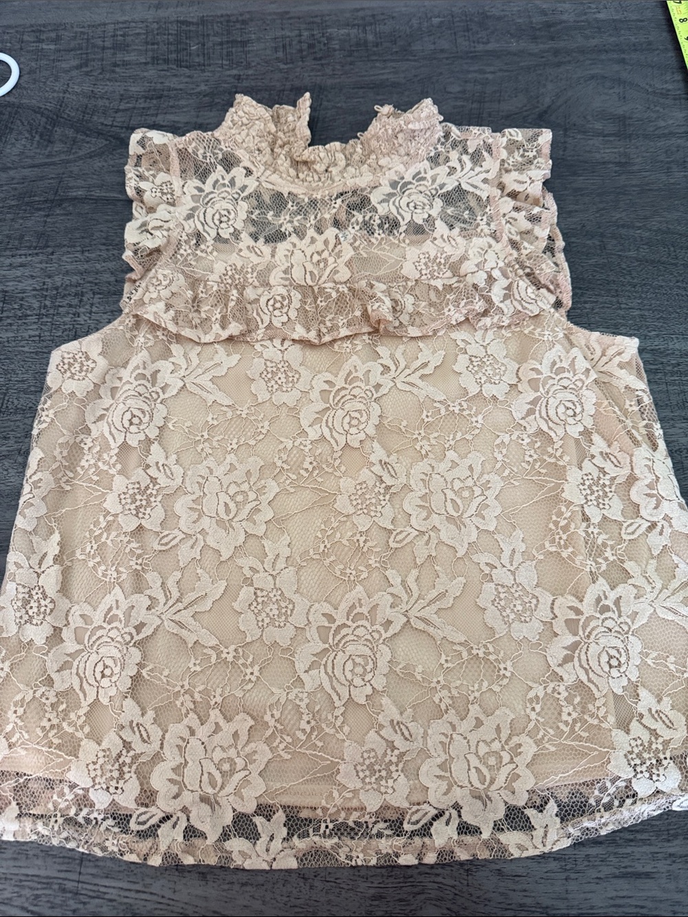bleuh ciel Lace Ruffle Tank in Light Beige